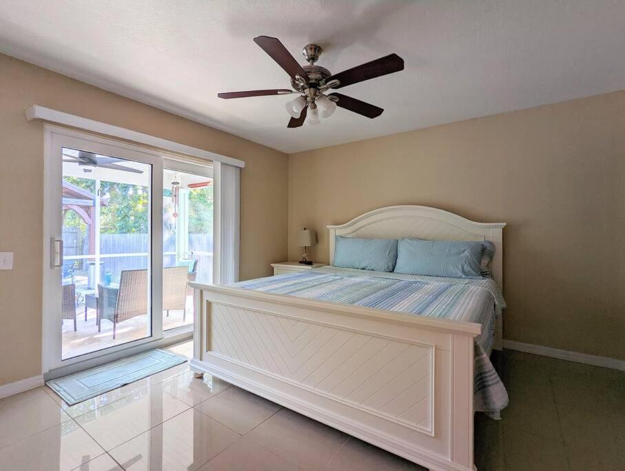 3Bed & 2Bath Property Couple Minutes From Siesta Key Beach & Downtown Sarasota Exteriör bild